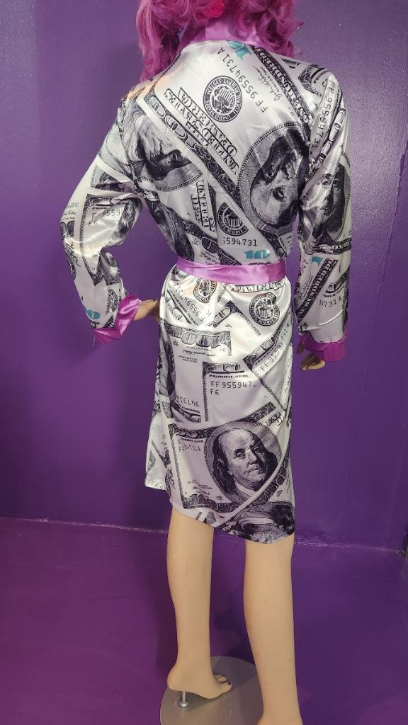 Money Robe